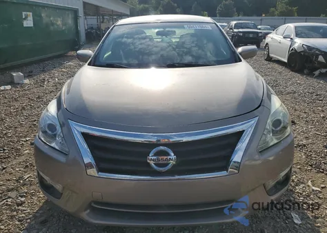 2015 Nissan Altima 2.5 z USA, uszkodzony, nr VIN 1N4AL3AP9FC178124